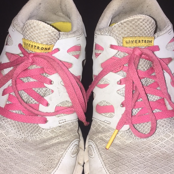 Nike Livestrong Free Run 2.0 Grey & Pink Sneakers - Picture 7 of 8